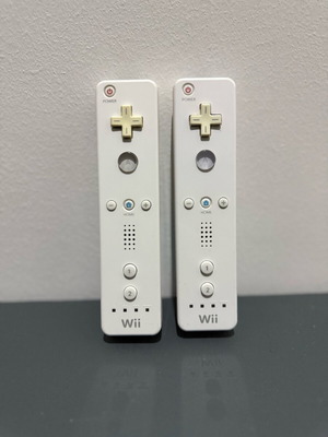 Nintendo Wii χειριστήρια άσπρα σαν καινούργια