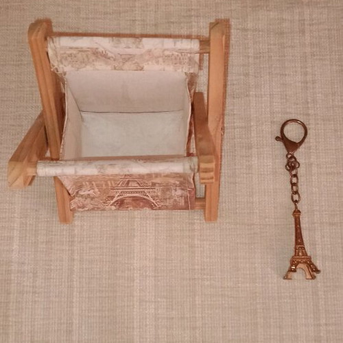 Two souvenirs from Paris, amazing and gifts!!!