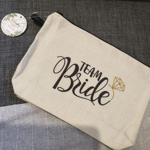 Cream toiletry bag, new