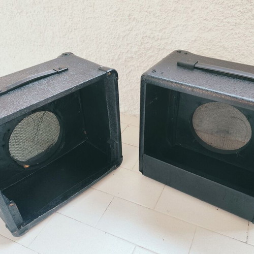 Guitar amplifier cabinets used, pack of 2, 1x8" without speaker