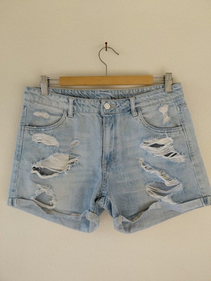 H&M denim shorts size L like new, blue