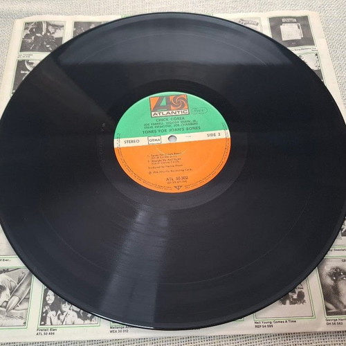 Chick Corea Tones For Joan's Bones LP like new, jazz
