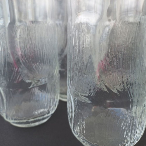 Set of 8 vintage water and wine glasses like new, glass