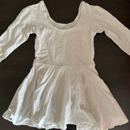 White ballet leotard with skirt for girl 4-5 years like new