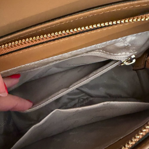 Guy Laroche crossbody bag like new, beige and brown