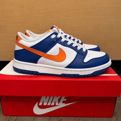Nike Dunk Low “Knicks” size 38.5 like new