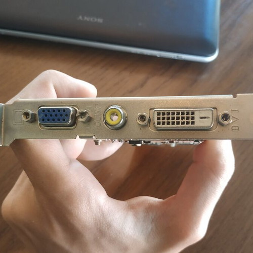 Ati Radeon 9250 AGP graphics card used, low profile, passive cooling