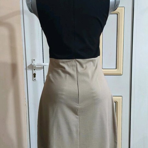 Sleeveless midi dress like new, beige and black, size XS-S