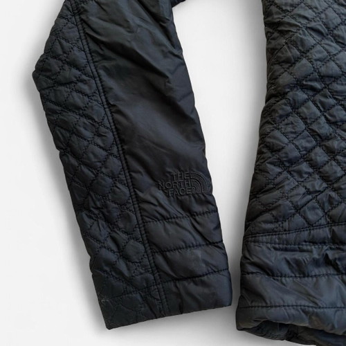 The North Face thin quilted jacket black like new