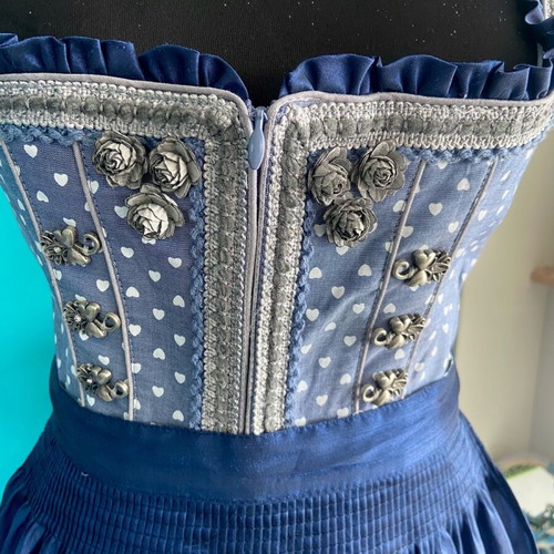 Bavarian dirndl dress like new with apron, size S 36