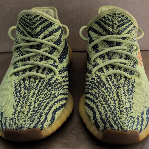 Adidas Yeezy Boost 350 V2 Semi Frozen Yellow sneakers size 43 used