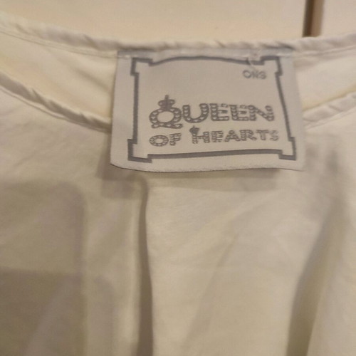 Queen of Hearts top used, one size, white, cotton-silk blend