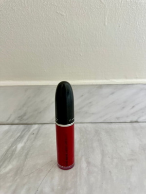 MAC Retro Matte Liquid Lipstick new, shade Feels So Grand 105