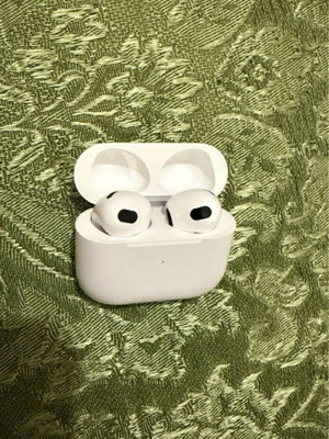 AirPods 3rd generation used without box