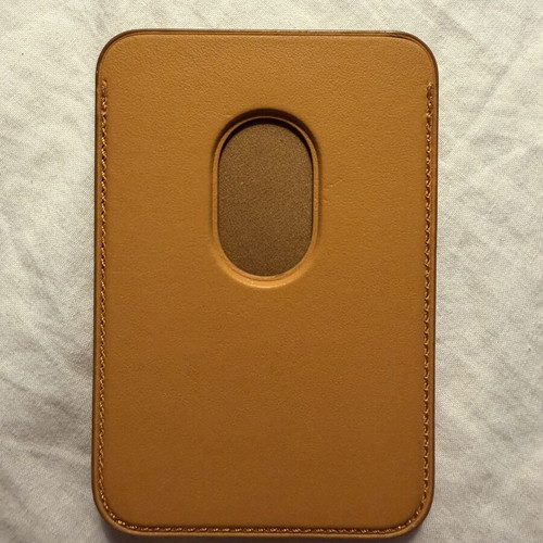 MagSafe Original iPhone Wallet for iPhone 15 and Pro