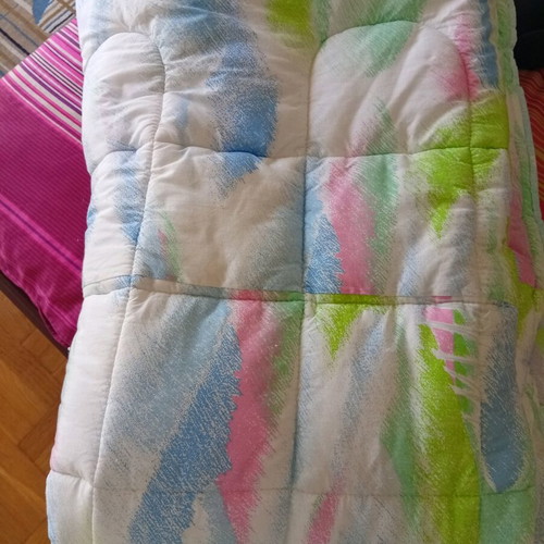 Double quilt like new, dimensions 1.80x2.10 m, warm