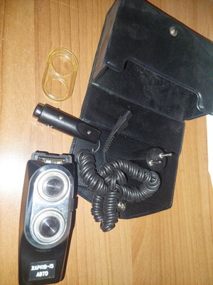 Electric shaver used for car with case and cable