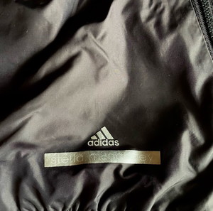 Αντιανεμικό μπουφάν Adidas by Stella McCartney