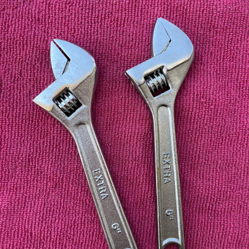 Adjustable wrenches size 6