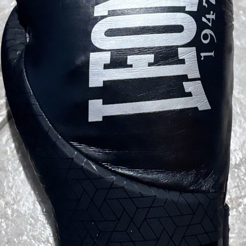 Leone 1947 16oz Texture Block boxing gloves refurbished, black