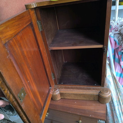 Night stands like new, set of 2 pieces