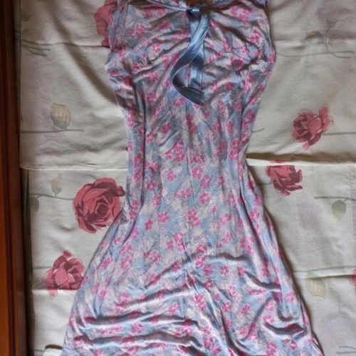 Midi nightgown floral like new with adjustable straps, purple