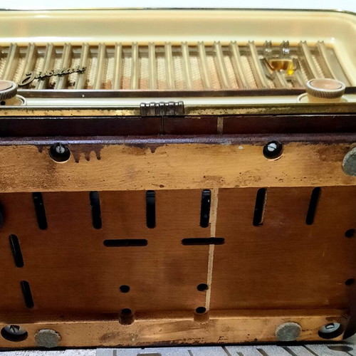 Telefunken Jubilate 8 Export Vintage Tube Radio used with Bluetooth