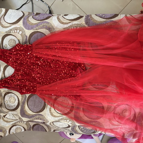 One-piece sequin bodysuit with tulle tail for 9-year-old girl like new, red