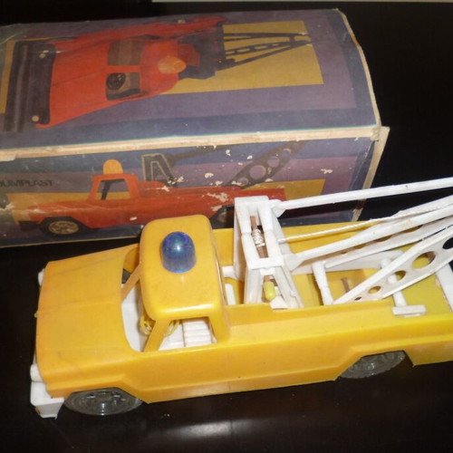 Plastic Crane Moumplast 60s new with box