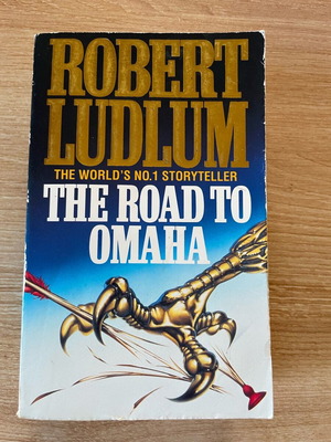 Роман The Road to Omaha от Robert Ludlum като нов