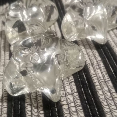 Glass star-shaped candlesticks new for thin candles
