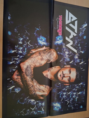 U!GIRL Stan / 5 SOS giant poster new