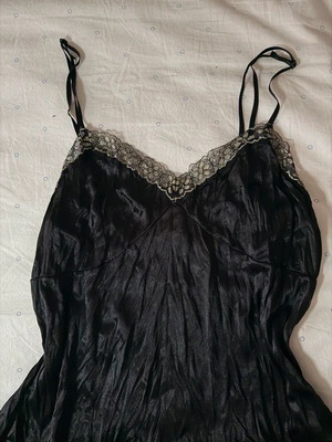 Zara Lace Trimmed Cami Top size M like new, black with gold details