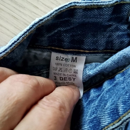 Women's shorts used, size M, blue