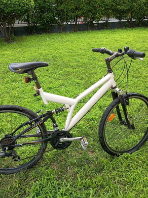 Ποδήλατο Ideal Mountain Bike μεταχειρισμένο, με ανάρτηση και ταχύτητες Shimano
