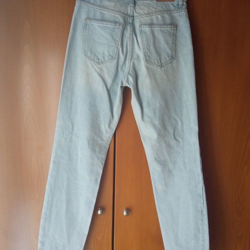Zara mom style jeans light wash high waist like new, size EUR34