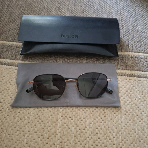Bolon sunglasses like new, black