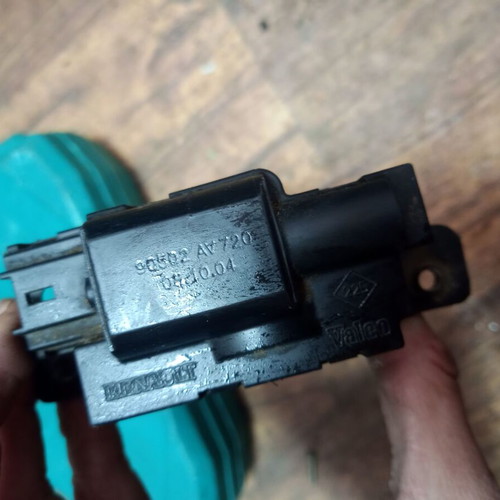 Rear lock for Nissan Micra Primera used, 90502AV720