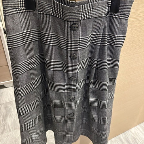 Marks & Spencer checked office look skirt like new, white and grey, size L