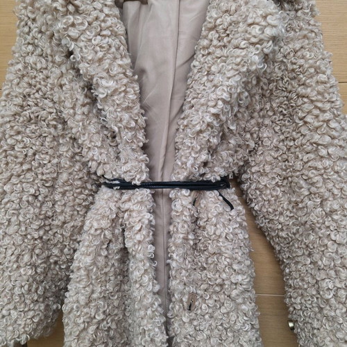 Zara coat like new, beige with belt, size S