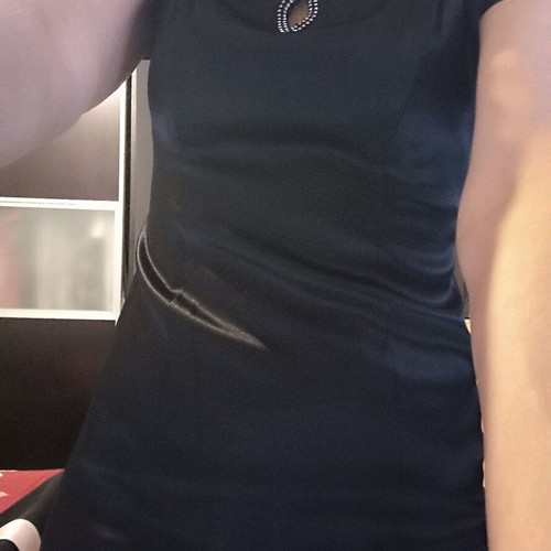 Dress like new, size 44, elastic fit