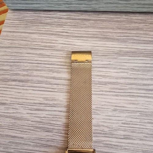 Oozoo Vintage Quartz Women's Watch used with Glitter Dial and Gold Mesh Bracelet