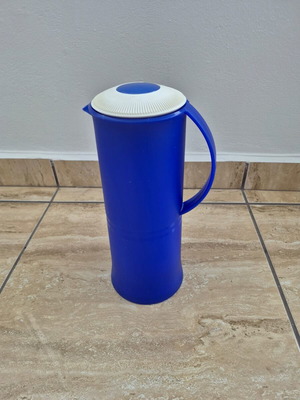 Tupperware 1 liter thermal jug like new