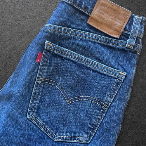 Levi's Premium 70s High Slim Straight Jeans Blue size W27 L29 high waisted