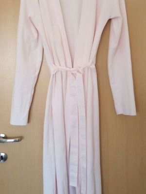Zara robe pink like new, size M/L
