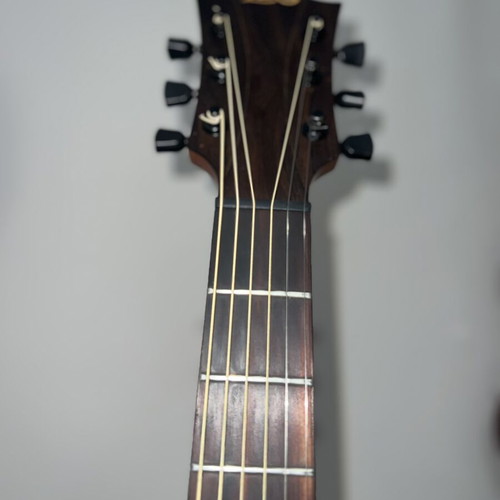 Lag Tramontane TD70DCE Electroacoustic Guitar like new