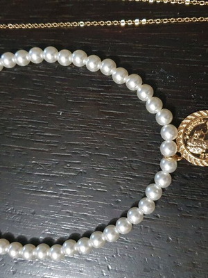 Faux bijoux necklaces like new, pack of 3 pieces