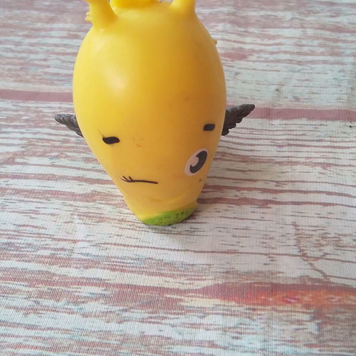 Hatchimals snail figure with purple garden wings