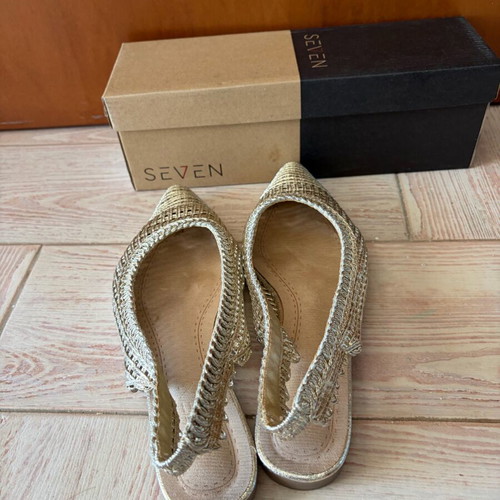 Gold sandals with low heel like new, size 38