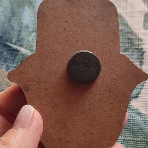 Hamsa wooden magnet with eye, like new